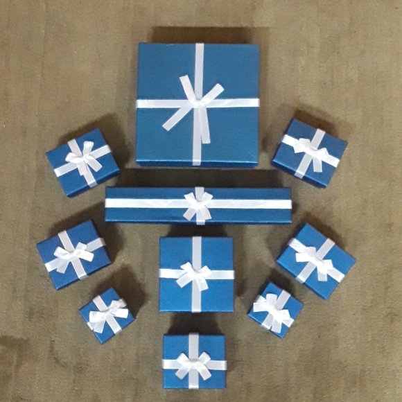 Jewelry - 10 jewelry gift or storage boxes